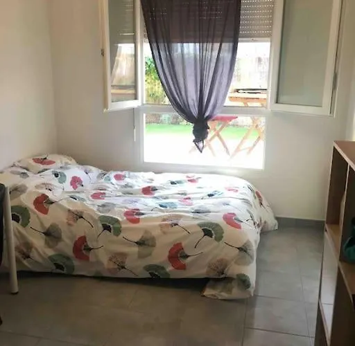 Moderne 6 Personnes Terrasse Et Jardin Διαμέρισμα