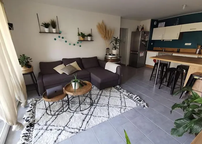 Διαμέρισμα Moderne 6 Personnes Terrasse Et Jardin *