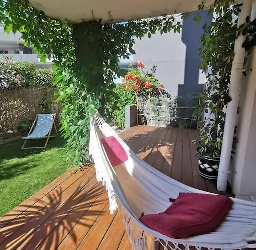 Moderne 6 Personnes Terrasse Et Jardin